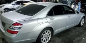 مرسدس بنز S350 مدل 2007 نقره ای رنگ در امارات -بدنه کامل